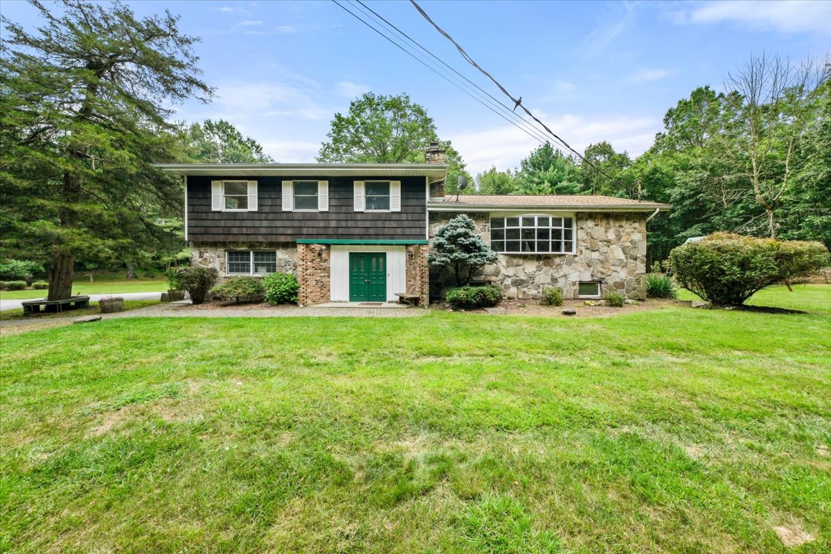 94 Owens Road, Warwick, NY