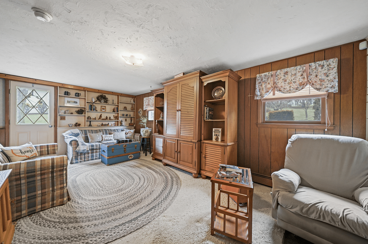 20 kerner drive, chester, ny family room