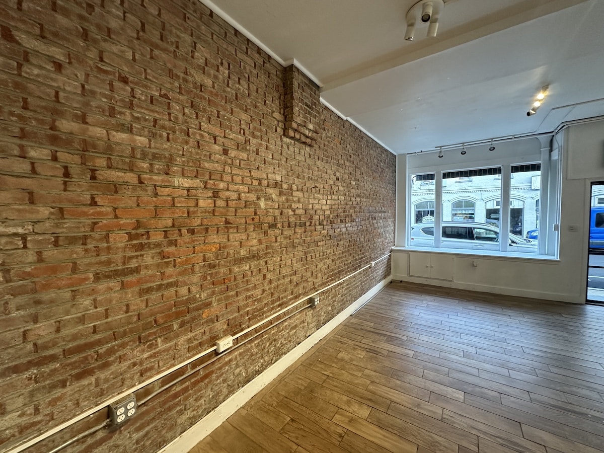18 Main Street, Chester, NY Interior