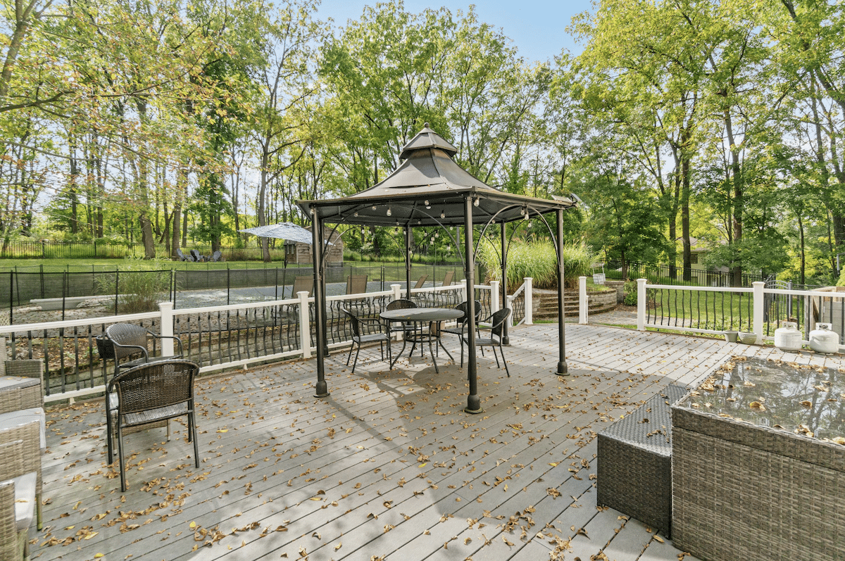 43 Green Meadow Road, Florida NY Deck