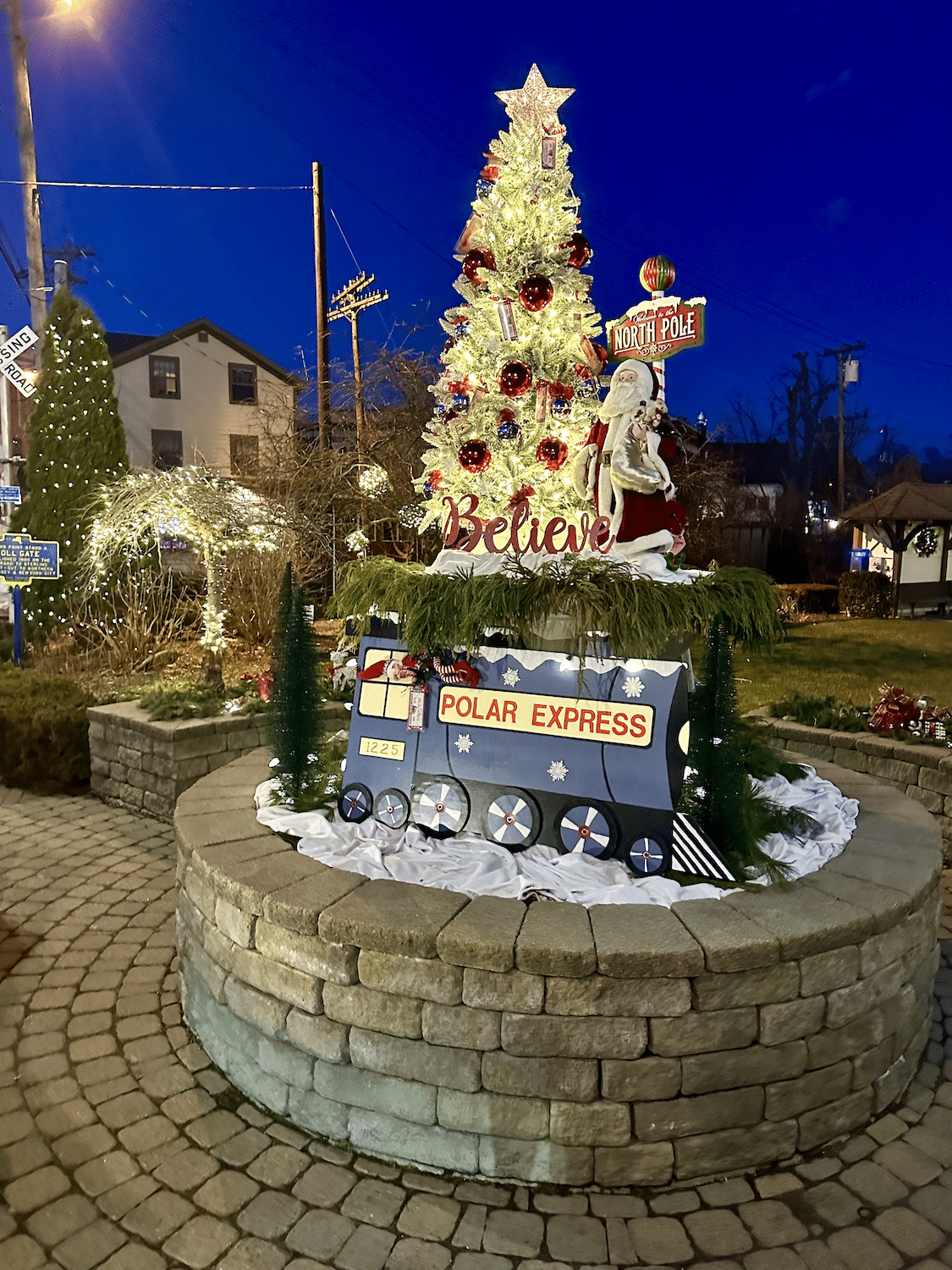 Home for the Holidays Warwick NY - Railroad Green Decorations