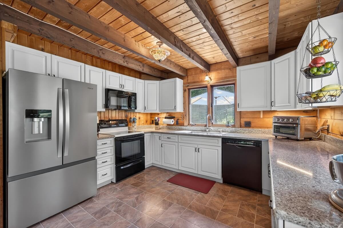 222 Bellvale Lakes Road, Warwick, NY Kitchen